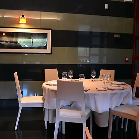 Hotel Elorrio 3*