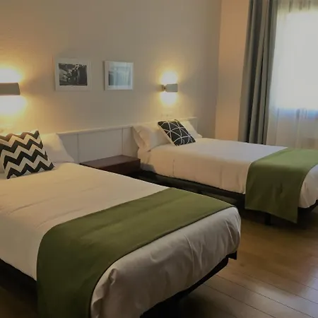 Hotel Elorrio 호텔